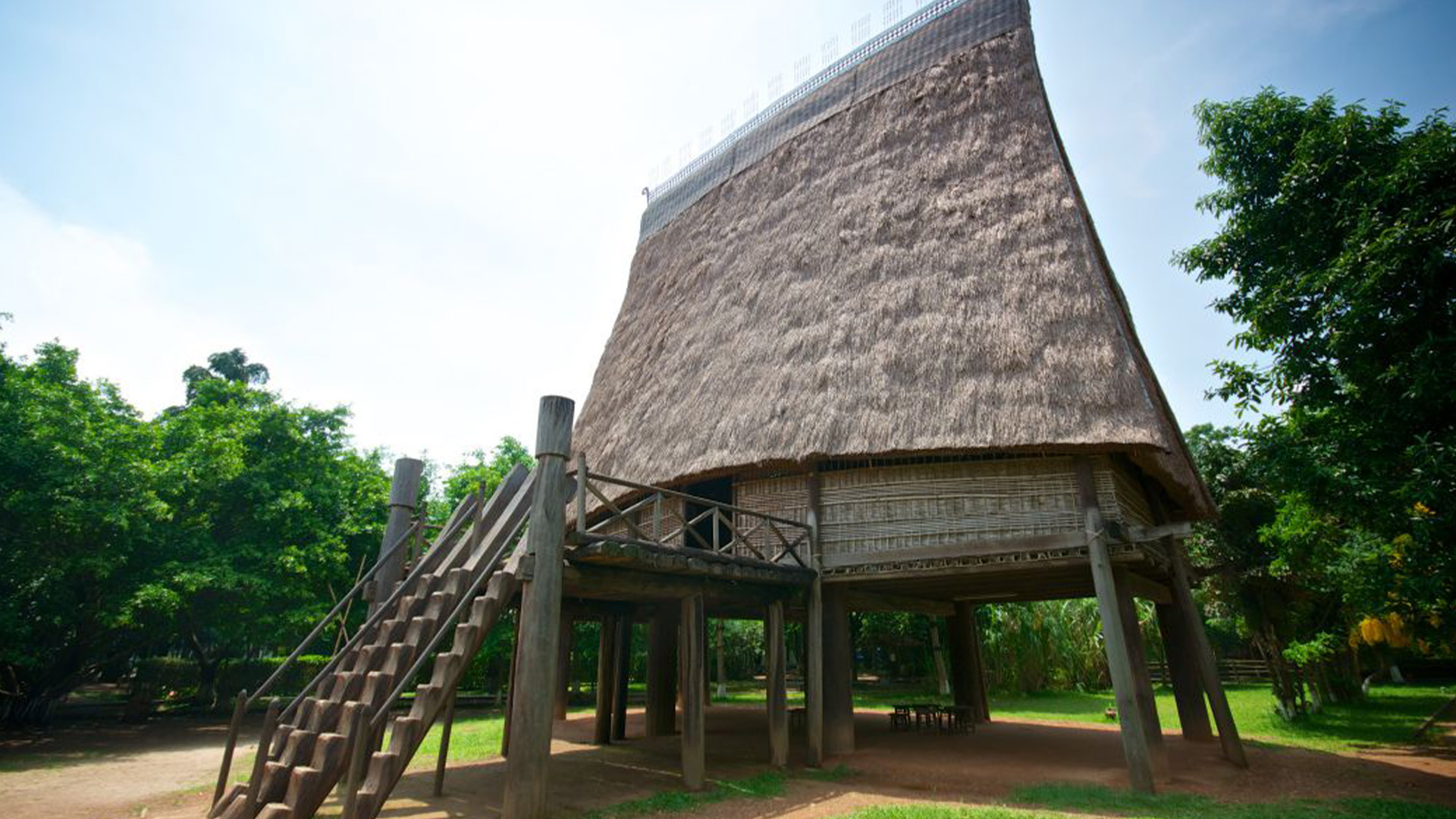 Bảo tàng Dân tộc học Việt Nam (ベトナム民族学博物館)